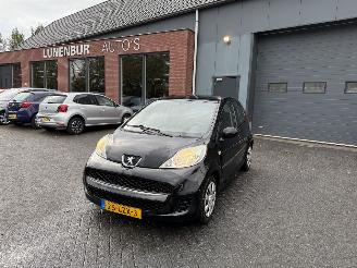 škoda osobní automobily Peugeot 107 1.0-12V Urban Move AIRCO Hatchback 5-dr. 2010/7