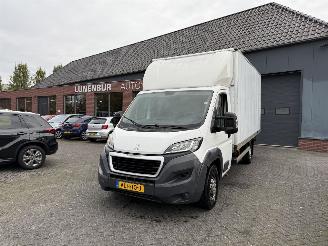 krockskadad bil bedrijf Peugeot Boxer 335 2.2 HDI L3H2 XR BAKWAGEN 2016/3