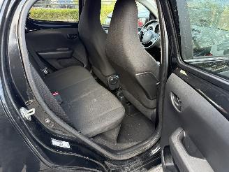 Peugeot 108 1.0 e-VTi Active  Hatchback 5-dr. picture 17