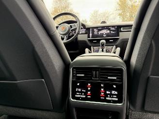 Porsche Cayenne 3.0  PANORAMADAK SUV 5-dr. picture 31
