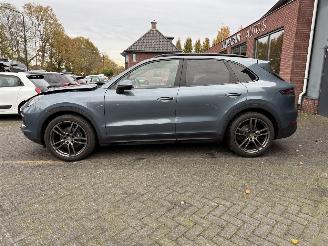 Porsche Cayenne 3.0  PANORAMADAK SUV 5-dr. picture 2