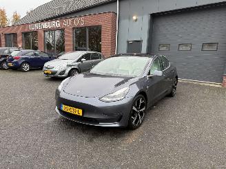 Coche accidentado Tesla Model 3 Long Range AWD 75 kWh 2019/3