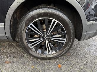 Volkswagen Tiguan 1.4 TSI eHybrid R-Line Business+ picture 37