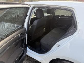 Volkswagen e-Golf  picture 24