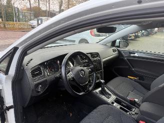 Volkswagen e-Golf  picture 16