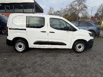 Peugeot Partner 1.2  BENZINE  PureTech Premium picture 6