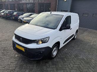 Peugeot Partner 1.2  BENZINE  PureTech Premium picture 18