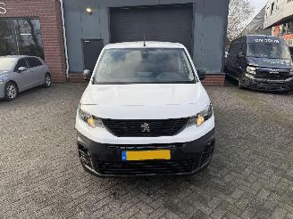 Peugeot Partner 1.2  BENZINE  PureTech Premium picture 8