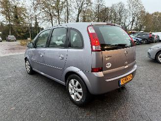 Opel Meriva 1.6-16V Cosmo (MPV 5-dr.) picture 9