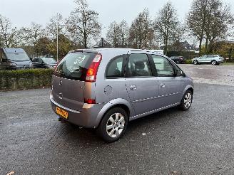 Opel Meriva 1.6-16V Cosmo (MPV 5-dr.) picture 5