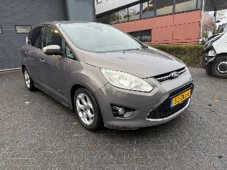 Ford C-Max 1.0 Titanium (MPV 5-dr.) picture 2