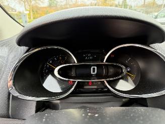 Renault Clio 0.9 TCe Dynamique  NAVIGATIE Hatchback 5-dr. picture 19