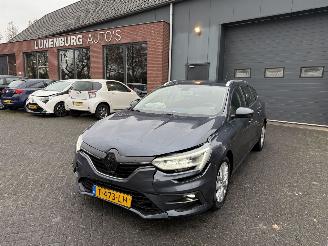 Unfallwagen Renault Mégane 1.3 TCe 140 Equilibre 2023/7