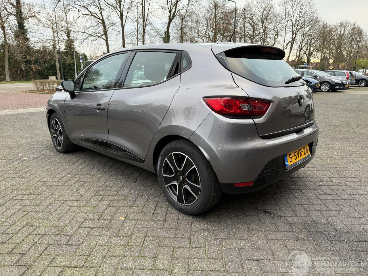 Renault Clio 0.9 TCe Authentique Hatchback 5-dr.