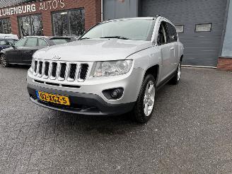 damaged passenger cars Jeep Compass 2.0 Limited (SUV 5-dr.) 2012/6