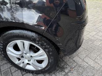 Opel Corsa 1.2-16V Essentia (Hatchback 3-dr.) picture 10