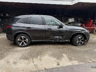 Mercedes GLC 300e 4MATIC Business Line picture 4