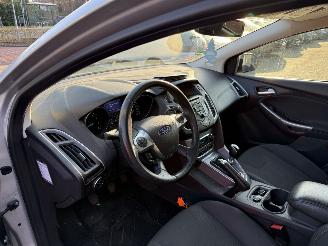 Ford Focus 1.6 EcoBoost Lease Titanium picture 16