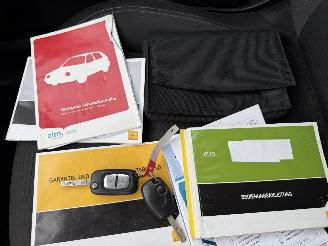Renault Clio 1.2 TCE Sélection Business picture 25