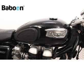 Triumph Thruxton 900  picture 10
