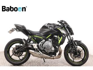 krockskadad bil motor Kawasaki Z 650 ABS 2018/10