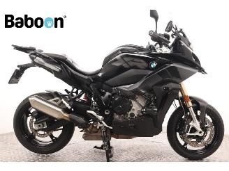 krockskadad bil motor BMW S 1000 XR Triple Black 2022/10