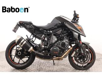 krockskadad bil motor KTM 1290 Super Duke R ABS 2019/3