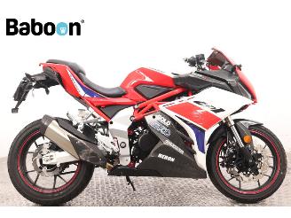 skadebil motor Kawasaki GPX 600 R GP 1 2024/3