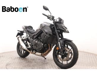 Honda CB 750 Hornet picture 2