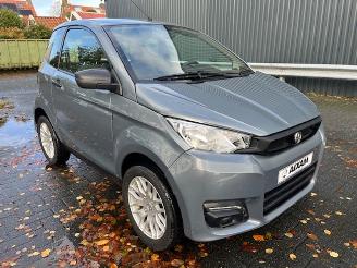 skadebil brommobiel Aixam  City Premium 2023/4