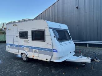 Vaurioauto  caravans Hobby  De luxe Easy 400 SB 2002/4