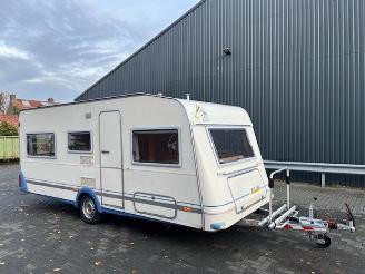 krockskadad bil caravan Knaus  Blue line 500 1999/6