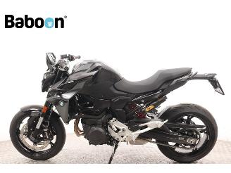 BMW F 900 R Triple Black picture 5