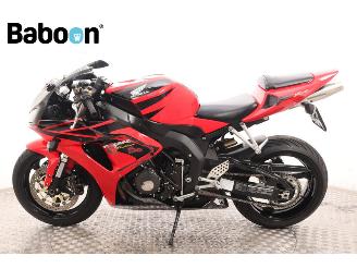 Honda CBR 1000 RR Fireblade picture 5
