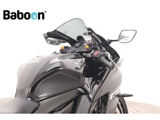 Yamaha  YZF- R7 picture 10