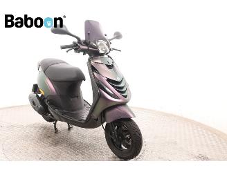 Piaggio  Zip 45KM picture 2
