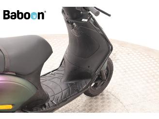 Piaggio  Zip 45KM picture 11