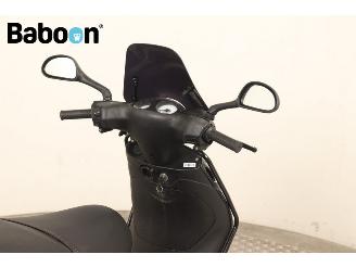 Piaggio  Zip 45KM picture 10