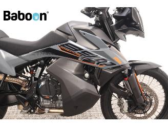 KTM  890 Adventure picture 11