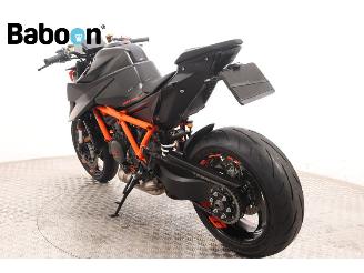 KTM 1290 Super Duke R ABS picture 6