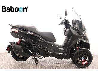 krockskadad bil motor Piaggio MP3 400 HPE Sport 2023/3