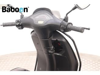 Vespa  Sprint 45KM picture 13