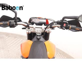 KTM 690 SMC  picture 16