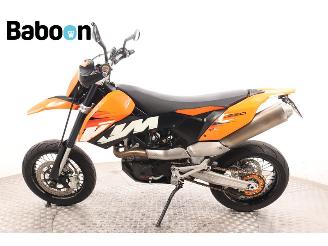 KTM 690 SMC  picture 5