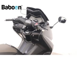 Yamaha  XP 530 T-MAX ABS picture 10