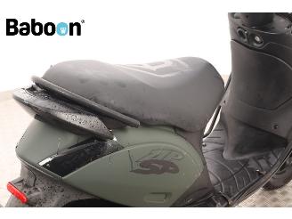 Piaggio  Zip 45KM picture 9