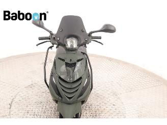 Piaggio  Zip 45KM picture 15