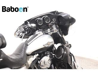 Harley-Davidson  FLHTCUI Ultra Glide Classic 100Th Anniversary picture 10