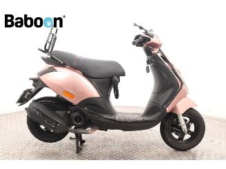 uszkodzony skutery Piaggio  Zip 45KM 2023/11