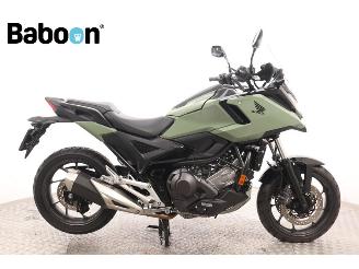 skadebil motor Honda  NC 750 X DCT C-ABS 2025/4